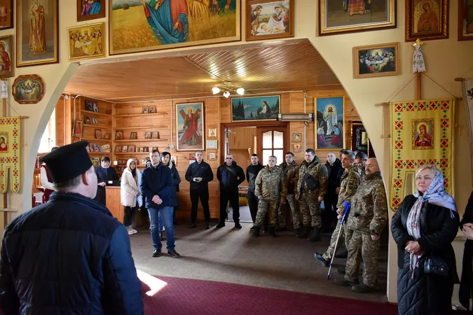 У Луцьку та районі організували екскурсію для військових, які проходять реабілітацію (фото)