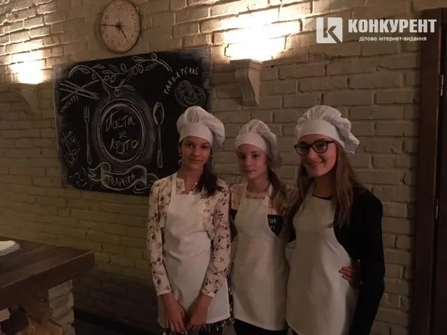 Випускники луцької Бізнес Школи на день стали піцейолами