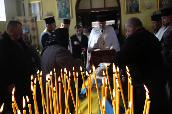 Загинув на Курщині: Волинь провела в останню дорогу воїна Андрія Мацерука (фото)