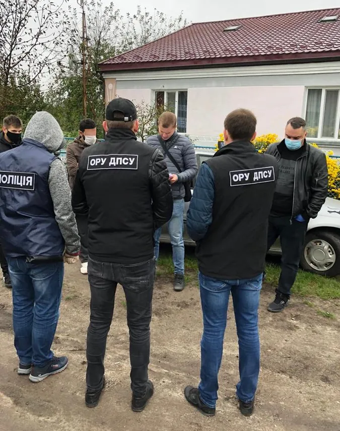 На Волині сирієць організував переправлення нелегальних мігрантів до Польщі