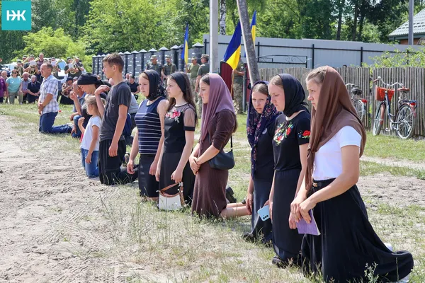 Вважався зниклим понад рік: на Волині попрощалися з воїном Василем Душенком (фото)