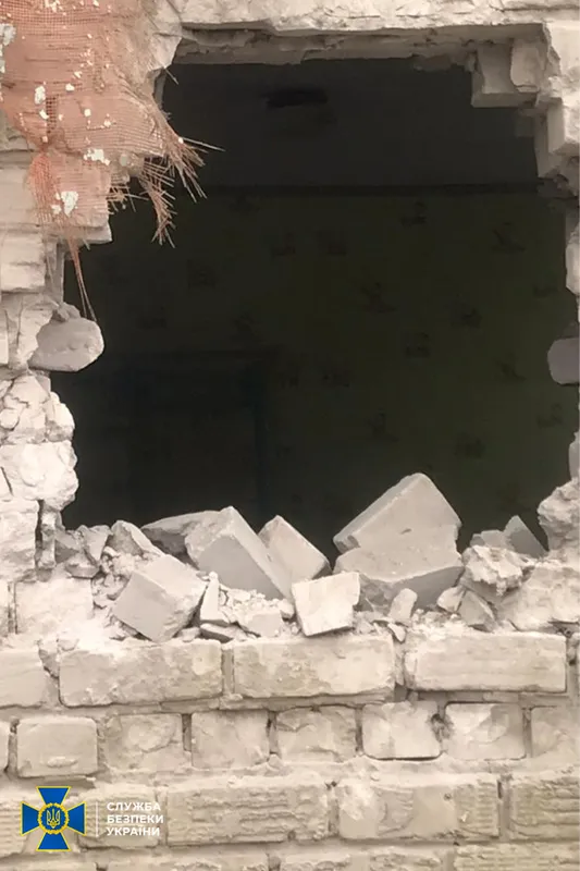 Обстріл дитсадка і школи на Луганщині СБУ розслідує як теракт (фото, відео)