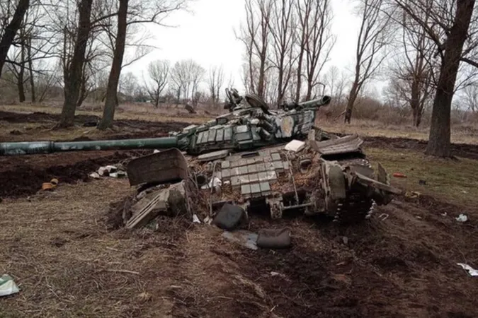 Близько 449 250 окупантів, 9033 БпЛА, 7110 танків: втрати ворога на 9 квітня