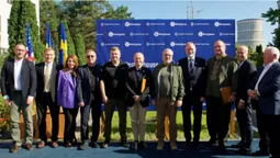 Україна вперше завантажила у реактор Рівненської АЕС ядерне паливо зі США (фото)