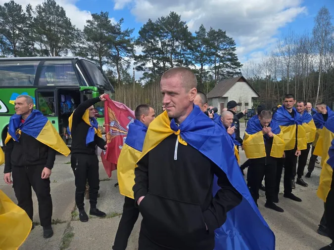 Відбувся новий обмін військовополоненими – 193 українських воїни нарешті вдома