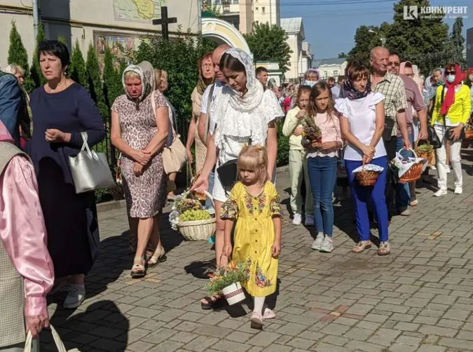 Як у Луцьку святкують Яблучний Спас (фото, відео)
