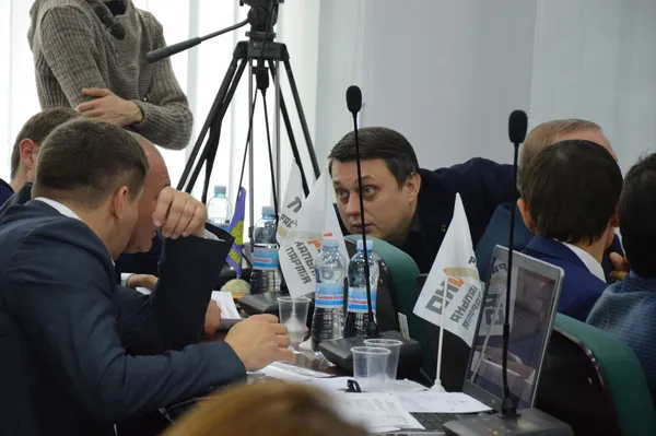 Важкі рішення луцьких депутатів, або Дводенний сесійний марафон. Репортаж