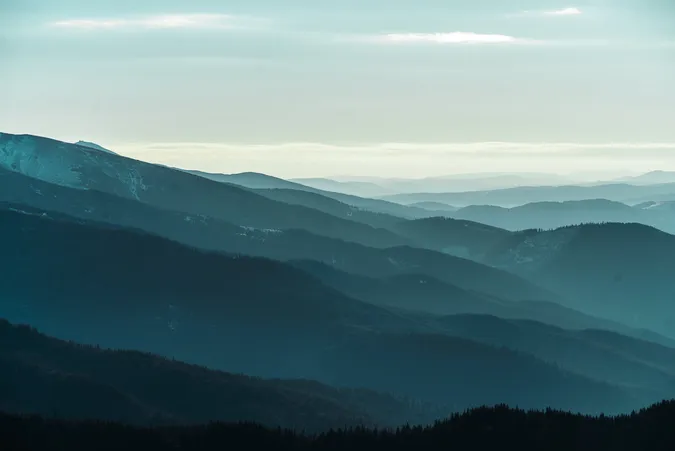 Луцький фотограф показав казкові світлини зимових Карпат (фото)