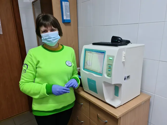 Швидкий і точний: у Підгайцівській амбулаторії встановили сучасний гематологічний аналізатор (фото)