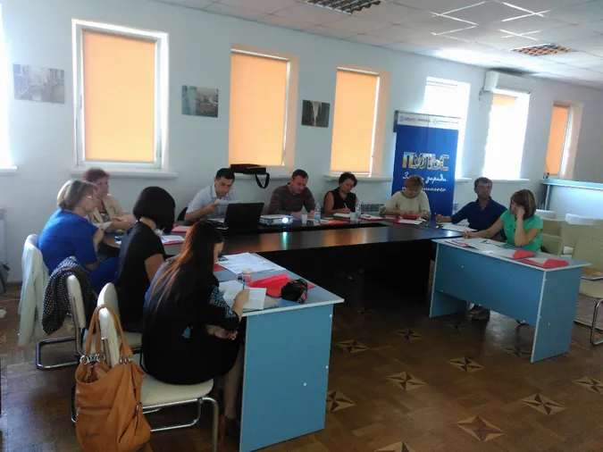 У Луцьку розповіли про земельні відносини в умовах децентралізації