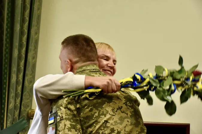 Нагороди від Президента та Головнокомандувача: у Луцьку відзначили захисників (фото)