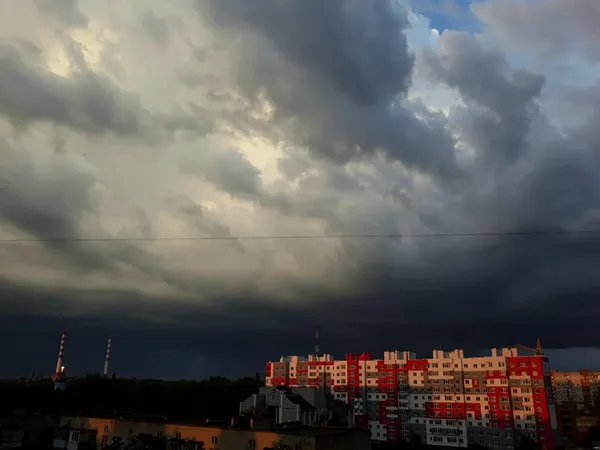 Луцьк перед грозою: 20 неймовірних фотографій із соцмереж