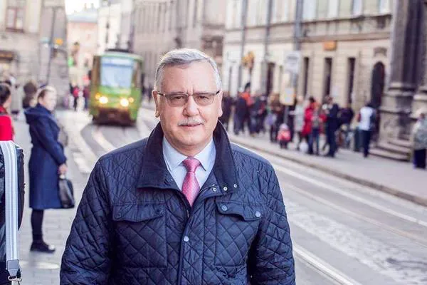 В Одесі 30 «тітушок» напали на Гриценка та його команду, є постраждалі (відео)