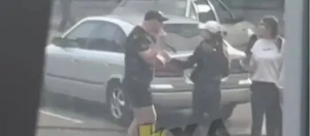 Постріли над головою дитини: у Луцьку в районі Львівської сталася стрілянина (відео)