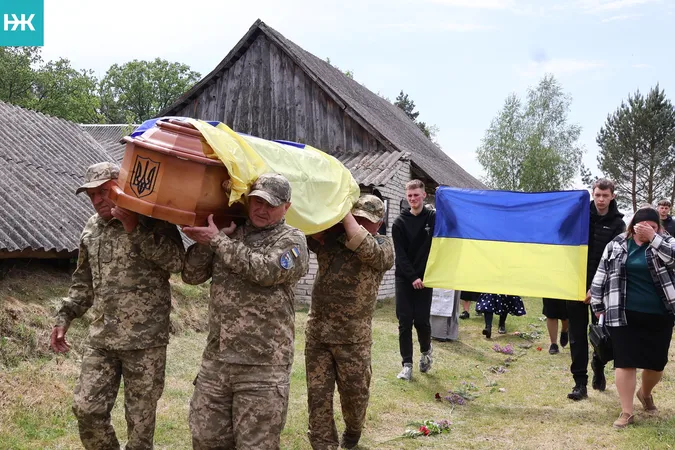 Понад два роки вважався зниклим безвісти: на Волині попрощались з Героєм Сергієм Ковальчуком (фото)