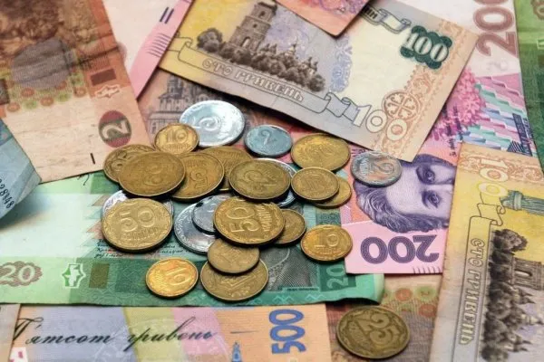 У Луцьку за сто тисяч гривень відремонтують зупинку