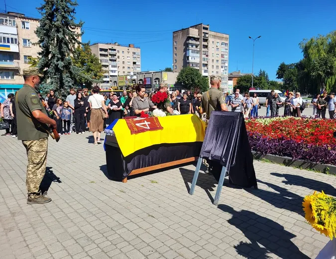 У Ковелі попрощались з Героєм Олегом Бортіком
