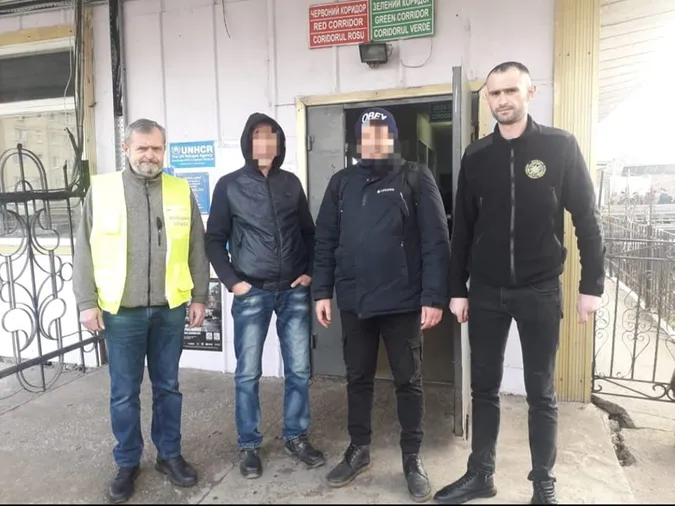 Нехтували законом: з Волині видворили двох іноземців