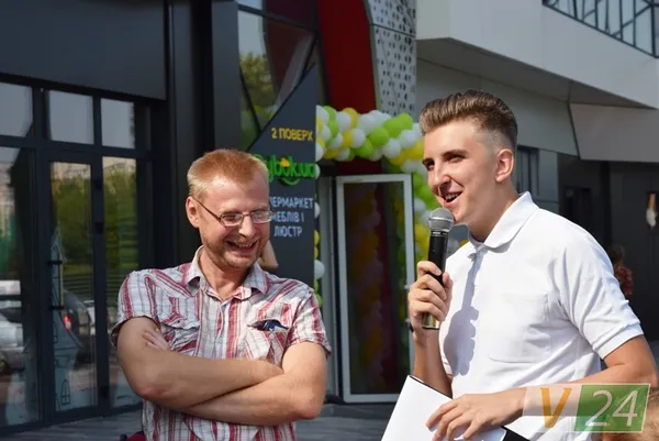 Подарунки та морозиво: у Луцьку влаштували сімейне свято (фото)