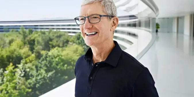 Кінець епохи: Тім Кук залишає посаду CEO Apple