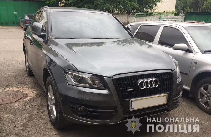 Викрадачам елітних авто в Луцьку «світить» до 12 років тюрми