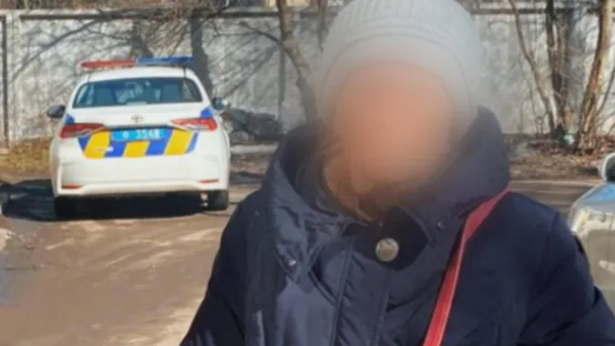 У Луцьку патрульні допомогли розгубленій жінці повернутися додому