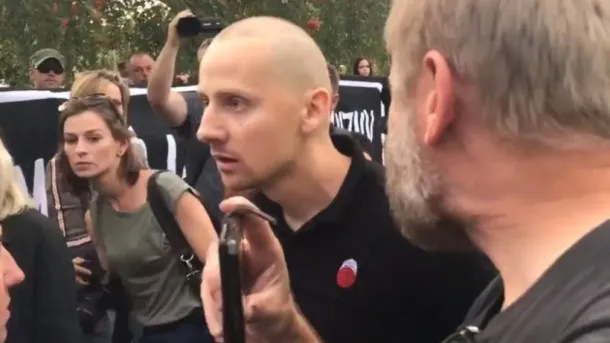 У Польщі націоналісти вийшли на антиукраїнський марш: влада його зупинила