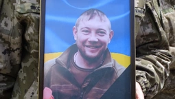 На Волині попрощалися з полеглим воїном Володимиром Кміном (фото)