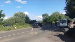 П'яний волинянин на ВАЗі протаранив бус – є травмовані (фото)