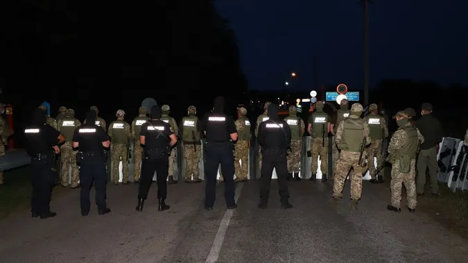 Волинські прикордонники розвернули понад півсотні хасидів