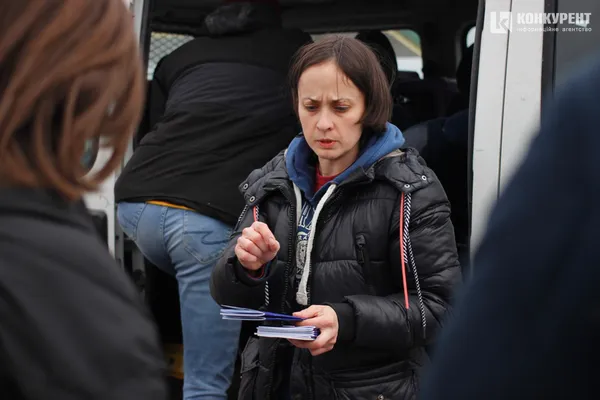 Як волонтери евакуювали в Польщу сімдесят троєщинських котиків (фото)