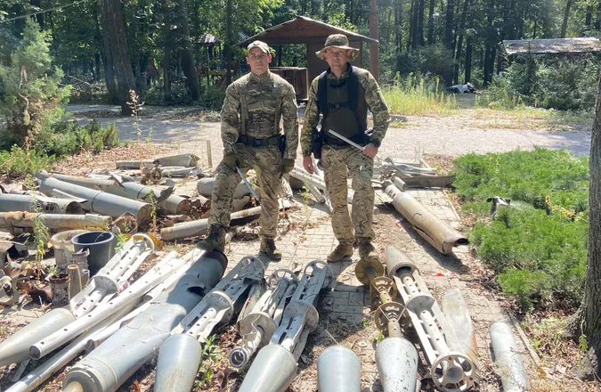 Волинські офіцери-спецпризначенці розміновують Харківщину (фото, відео)
