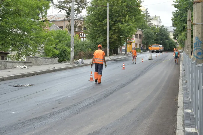 Вулицю Паркову в Луцьку повністю перекриють на одну ніч