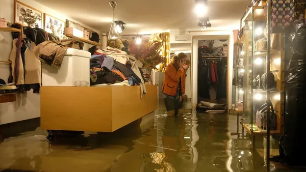 У квартирах по коліна води: у Венеції рекордна повінь (фото)