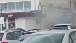 У Луцьку біля «Глобуса» сталася пожежа: що горіло (фото)
