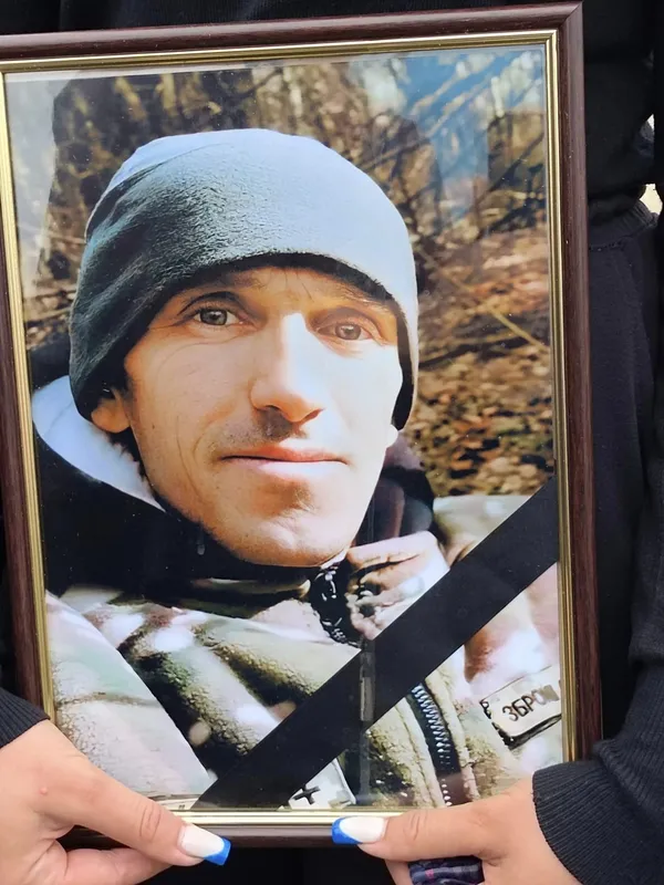 Помер від важкої хвороби: у Луцькому районі попрощалися із захисником Ігорем Дубчуком (фото)