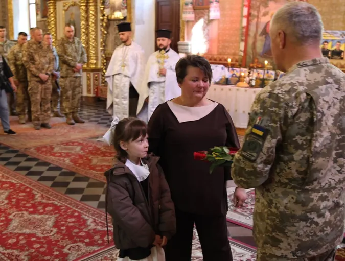 На Волині родинам полеглих прикордонників вручили державні нагороди (фото)