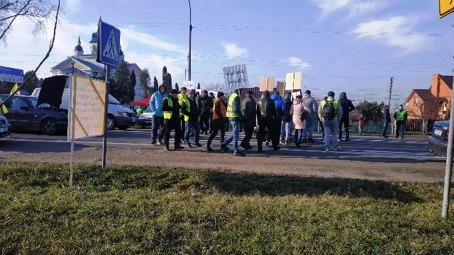 Страйк «євробляхарів»: українські траси й далі перекриті