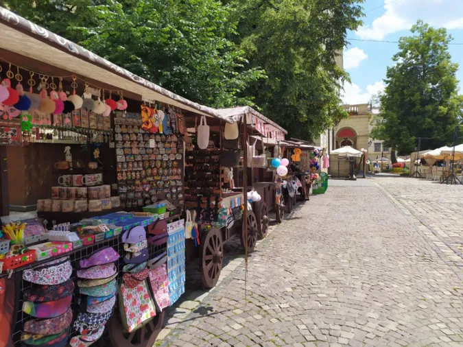 Який вигляд має Львів без туристів (ФОТО)