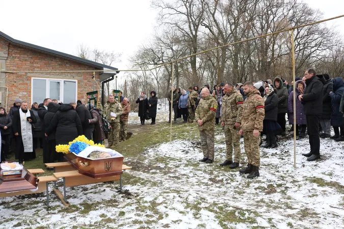 На Горохівщині попрощалися із захисником Олександром Панасюком (фото)