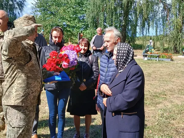 На Турійщині попрощалися з полеглим Героєм Сергієм Гонтарем (фото)