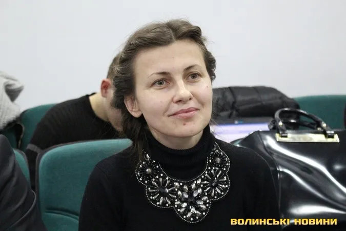 Має 24 квартири і десятки судових позовів: що відомо про лучанку, яка допомагала чоловікам тікати за кордон