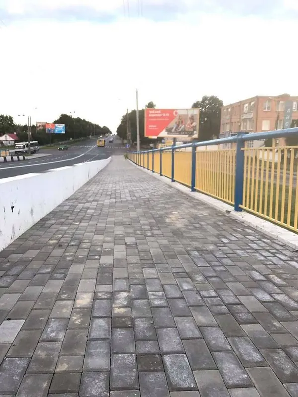 На Рівненській у Луцьку відремонтували міст (фото)
