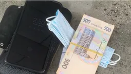 Мав «порішати питання»: на Волині викрили посадовця-хабарника з НКРЕКП (відео)