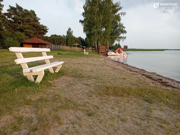 Гряда помирає, або Чому топове місце для тусовок на Світязі стоїть пусткою (фото)