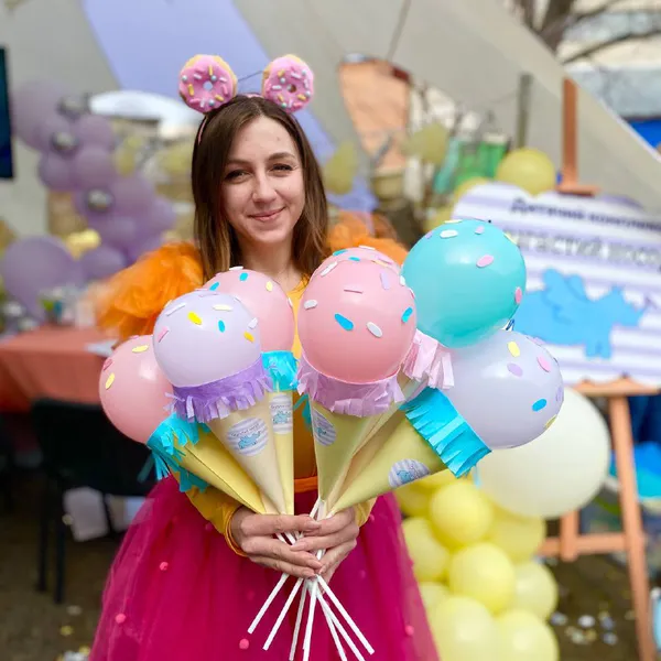 «Смугастий носоріг» влаштовує вечірки на виїзд*