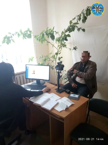 Узбеки, білоруси та азербайджанці: волинські міграційники ловлять порушників (фото)