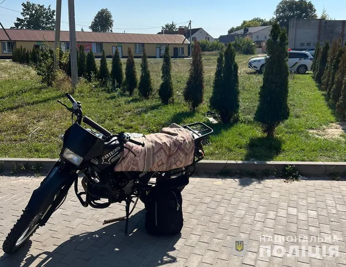 На Волині двоє мотоциклістів давали хабарі поліцейським (фото)