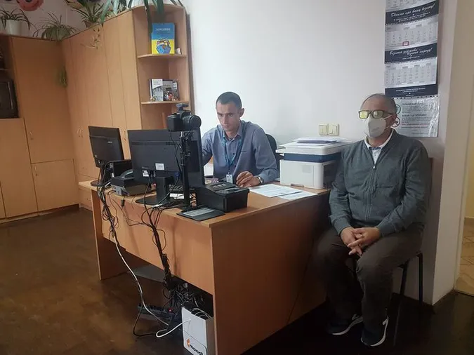 Хотів одружитися з лучанкою: італієць примусово покине Україну