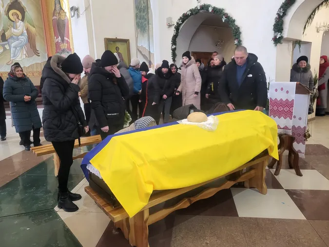 15 місяців вважався зниклим безвісти: на Волині провели в останню дорогу воїна Георгія Смаля